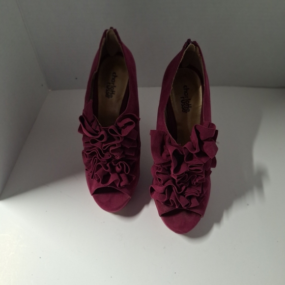 Chic Burgundy Ruffle Peep-Toe Heels - Picture 1 of 10